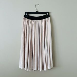 Leith Ivory skirt. Size small